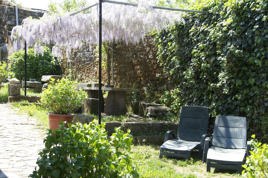 Albergue Los Blasones 사리아루고 외부 사진