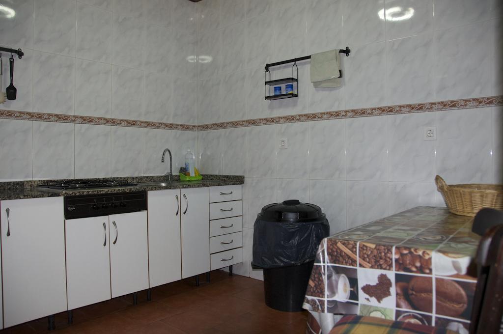 Albergue Los Blasones 사리아루고 외부 사진